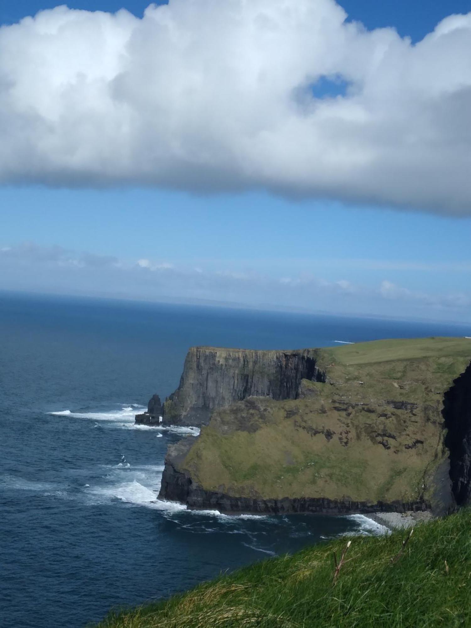 Next Stop Cliffs Of Moher Лісканнор Екстер'єр фото